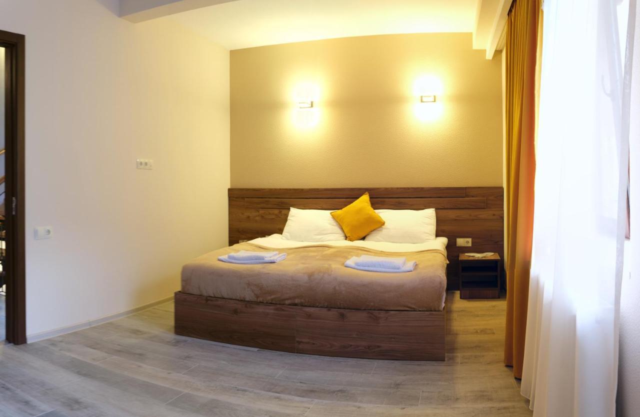 Hotel Axien Kazbegi エクステリア 写真