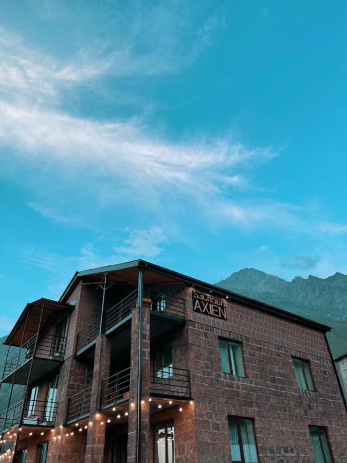 Hotel Axien Kazbegi エクステリア 写真