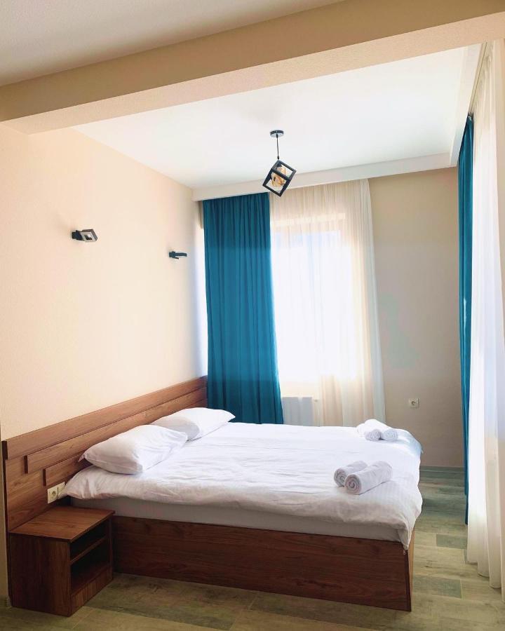 Hotel Axien Kazbegi エクステリア 写真