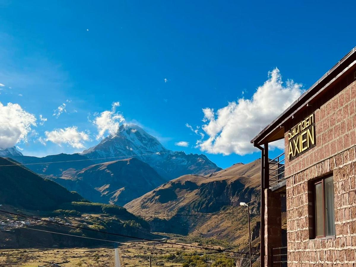 Hotel Axien Kazbegi エクステリア 写真